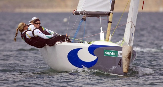 Nicky Souter and Jessica Eastwell and Lucinda Whitty racing in Weymouth © onEdition http://www.onEdition.com